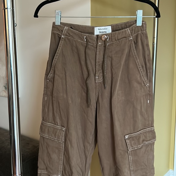 Reformation brown cargo pants - Picture 3 of 9